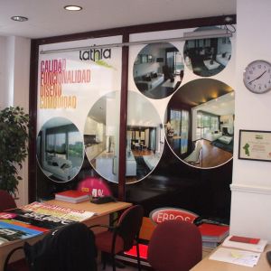RB Rótulos diseño y fabricación de vinilos comerciales