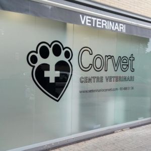 RB Rótulos diseño y fabricación de vinilos comerciales